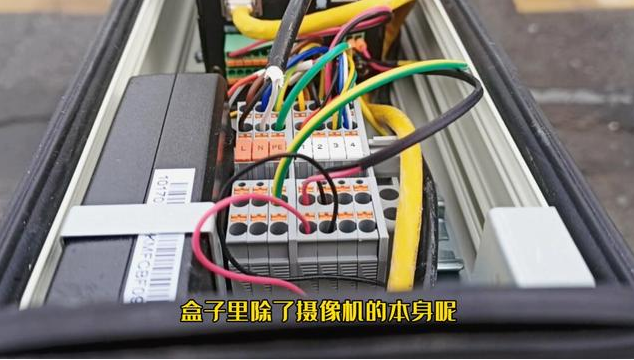 車牌識別攝像機和普通攝像機有哪些區(qū)別? 車牌識別攝像機和普通攝像機有哪些區(qū)別?